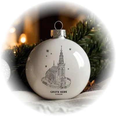 Schagen kerstbal met de Grote Kerk